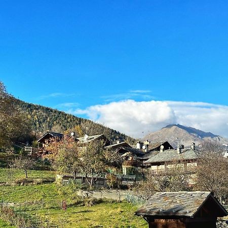 Meizon - La Montagna, Pila, Crevacol, Aosta E Valpelline Gignod Exterior photo