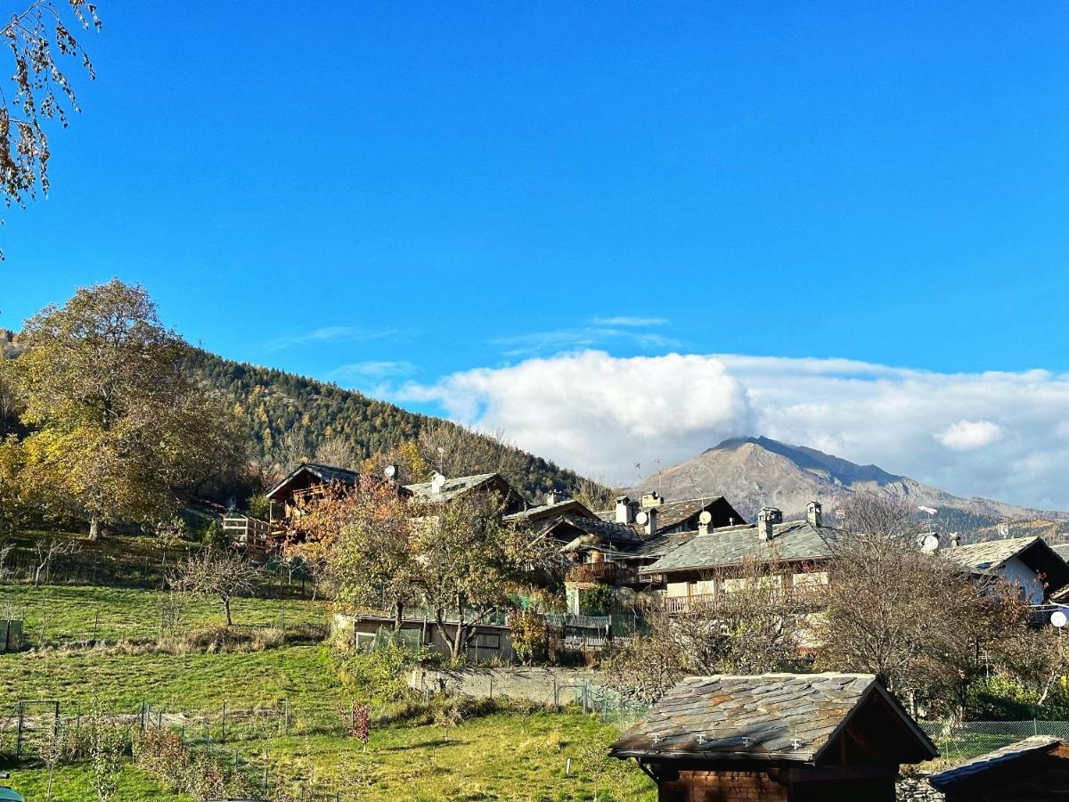 Meizon - La Montagna, Pila, Crevacol, Aosta E Valpelline Gignod Exterior photo