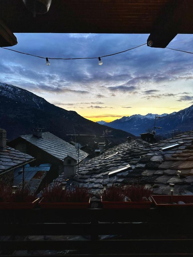 Meizon - La Montagna, Pila, Crevacol, Aosta E Valpelline Gignod Exterior photo
