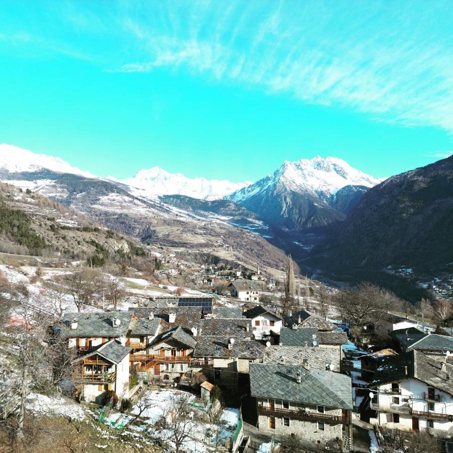 Meizon - La Montagna, Pila, Crevacol, Aosta E Valpelline Gignod Exterior photo